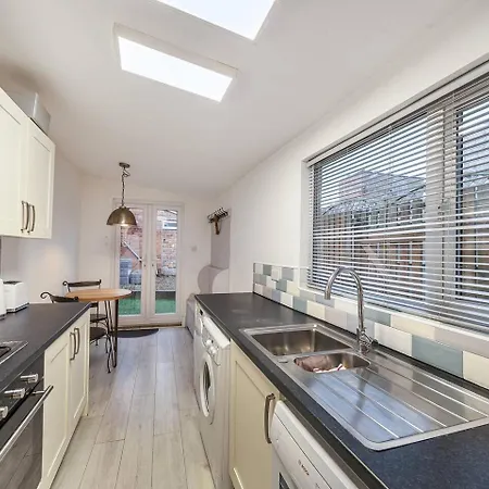 Family For Groups With Super King Bedroom And Bunk *