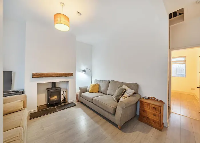 Family For Groups With Super King Bedroom And Bunk * Filey