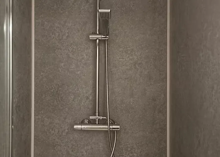 Hébergement de vacances Family For Groups With Super King Bedroom And Bunk